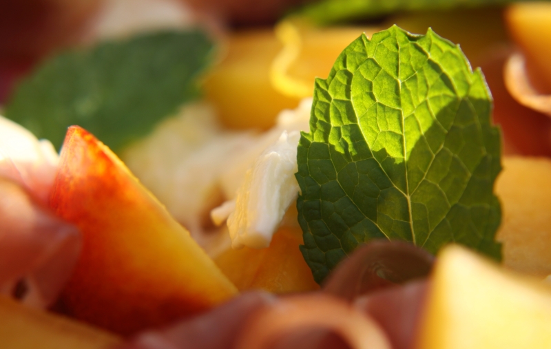 nectarine salad1 resized